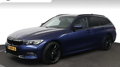 Occasion BMW 320 Executive 184 PK (135 kW) 2021 Blauw Stationwagen