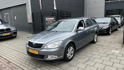 Occasion 2012 Skoda Octavia Business Line Stationwagen | € 1.999 (Eerlijke prijs)