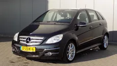 Zwart Gebruikt 2011 Mercedes B160 Business MPV | € 4.900 (Goede deal)