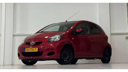 Occasion 2011 Toyota Aygo Hatchback | € 3.194 (Eerlijke prijs)