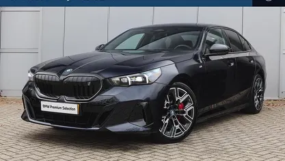 Zwart Occasion 2024 BMW i5 Comfort Edition Sedan | € 59.900 (Eerlijke prijs)