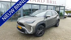 Bruin Gebruikt 2022 Toyota Yaris Cross SUV | € 28.950 (Eerlijke prijs)