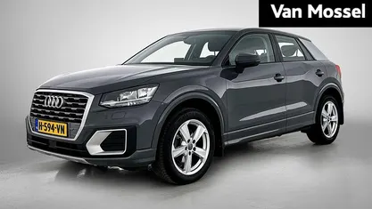 Grijs (metallic) Gebruikt 2019 Audi Q2 Design SUV | € 23.900 (Eerlijke prijs)