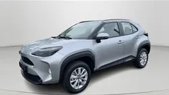 Shimmering silver metallic grijs Gebruikt 2023 Toyota Yaris Cross Active SUV | € 29.440 (Eerlijke prijs)