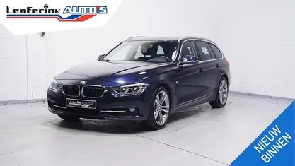 Blauw Occasion 2016 BMW 318 M Sport Stationwagen | € 13.350 (Eerlijke prijs)