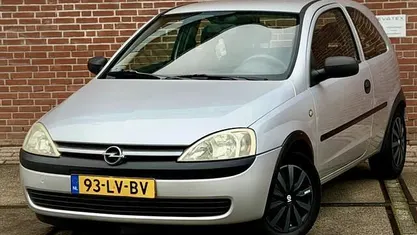 Occasion 2003 Opel Corsa Hatchback | € 1.750 (Eerlijke prijs)