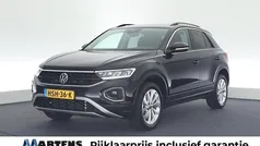 Zwart Gebruikt 2025 VW T-Roc Edition SUV | € 36.899 (Eerlijke prijs)
