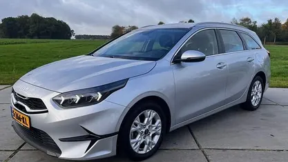 Grijs Gebruikt 2023 Kia Ceed Sportswagon Stationwagen | € 21.995 (Eerlijke prijs)