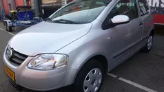 Grijs Gebruikt 2006 VW Fox Trendline Hatchback | € 1.649 (Eerlijke prijs)