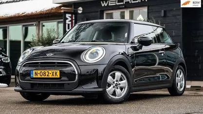 Occasion Mini ONE Essential 102 PK (75 kW) 2022 Hatchback