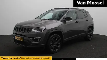 Gebruikt 2021 Jeep Compass SUV | € 23.440 (Eerlijke prijs)
