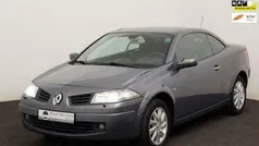 Grijs Gebruikt 2006 Renault Mégane Cabriolet Cabriolet | € 4.799 (Eerlijke prijs)