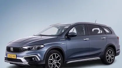 Gebruikt 2023 Fiat Tipo Cross Stationwagen | € 23.900 (Eerlijke prijs)
