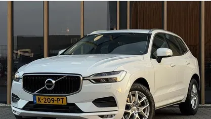 Occasion Volvo XC60 Momentum 2021 Wit SUV