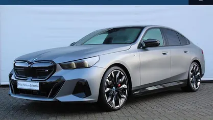 Grijs Occasion 2023 BMW i5 Comfort Edition Sedan | € 69.950 (Eerlijke prijs)