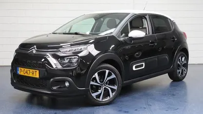 Zwart (metallic) Gebruikt 2022 Citroën C3 Shine Hatchback | € 14.960 (Eerlijke prijs)