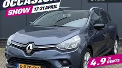 Grijs, metallic lak Gebruikt 2018 Renault Clio IV Intens Hatchback | € 10.950 (Eerlijke prijs)