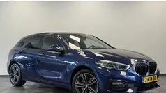 Blauw Gebruikt 2020 BMW 118 Executive Hatchback | € 21.950 (Eerlijke prijs)