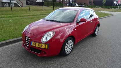 Occasion Alfa Romeo MiTo 84 PK (61 kW) 2012 Rood Hatchback