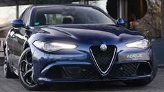 Blauw, metallic lak Gebruikt 2016 Alfa Romeo Giulia Quadrifoglio Sedan | € 51.495 (Eerlijke prijs)