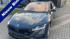 Grijs, metallic lak Gebruikt 2021 Skoda Octavia RS Stationwagen | € 25.950 (Goede deal)