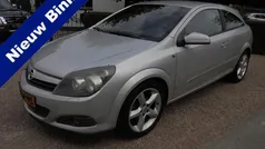 Zilver Gebruikt 2006 Opel Astra GTC Sport Hatchback | € 1.950 (Goede deal)