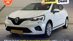 Wit Gebruikt 2020 Renault Clio V Intens Hatchback | € 14.990 (Goede deal)