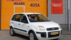 Wit Gebruikt 2006 Ford Fusion MPV | € 2.450 (Eerlijke prijs)