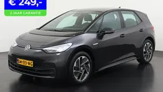 Grijs Gebruikt 2021 VW ID.3 Pure Hatchback | € 19.690 (Eerlijke prijs)