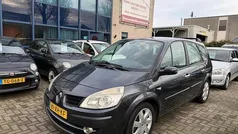 Gebruikt 2007 Renault Grand Scénic II MPV | € 1.499 (Eerlijke prijs)