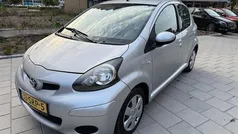Gebruikt 2010 Toyota Aygo Hatchback | € 2.499 (Eerlijke prijs)