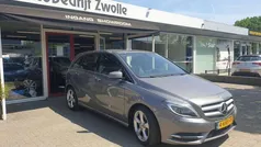 Grijs Gebruikt 2013 Mercedes B200 Ambition MPV | € 9.750 (Eerlijke prijs)