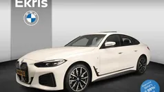 Wit Gebruikt 2023 BMW i4 M Sport Sedan | € 43.900 (Eerlijke prijs)