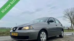 Grijs Gebruikt 2003 Seat Ibiza Sport Hatchback | € 1.395 (Eerlijke prijs)