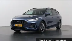 Blauw Gebruikt 2023 Ford Focus ST-Line Stationwagen | € 27.830 (Eerlijke prijs)