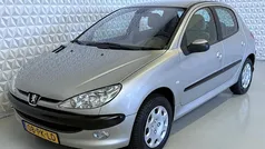 Gebruikt 2004 Peugeot 206 Hatchback | € 1.999 (Eerlijke prijs)