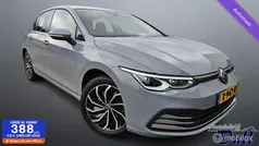 Gebruikt 2021 VW Golf VIII Style Hatchback | € 23.950 (Eerlijke prijs)