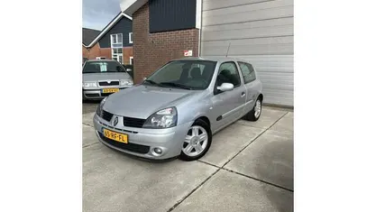 Occasion Renault Clio II Authentique 98 PK (72 kW) 2005 Grijs Hatchback