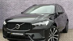 Zwart Gebruikt 2022 Volvo XC60 R-Design SUV | € 49.899 (Eerlijke prijs)
