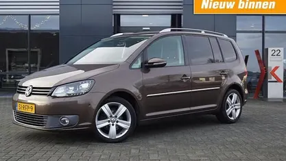 Gebruikt 2011 VW Touran Highline MPV | € 7.950 (Eerlijke prijs)