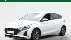 Wit Gebruikt 2024 Hyundai i20 Comfort Hatchback | € 22.645 (Eerlijke prijs)