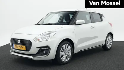 Wit Gebruikt 2018 Suzuki Swift Hatchback | € 12.940 (Eerlijke prijs)