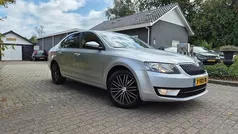 Grijs Gebruikt 2014 Skoda Octavia Business Line Hatchback | € 6.999 (Eerlijke prijs)