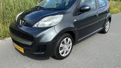 Grijs Gebruikt 2010 Peugeot 107 Hatchback | € 2.649 (Eerlijke prijs)