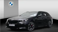 Zwart Occasion 2025 BMW 520 M Sport Stationwagen | € 68.900 (Eerlijke prijs)