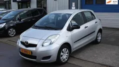 Grijs Gebruikt 2010 Toyota Yaris Hatchback | € 3.450 (Goede deal)