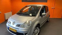 Zilver Gebruikt 2011 Renault Grand Modus Exception MPV | € 6.250 (Eerlijke prijs)
