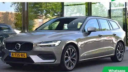 Grijs Occasion 2021 Volvo V60 Momentum Stationwagen | € 24.950 (Goede deal)