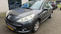 Gebruikt 2010 Peugeot 206+ Premium Hatchback | € 2.750 (Eerlijke prijs)