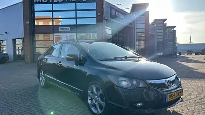 Occasion 2010 Honda Civic Elegance Sedan | € 2.990 (Goede deal)